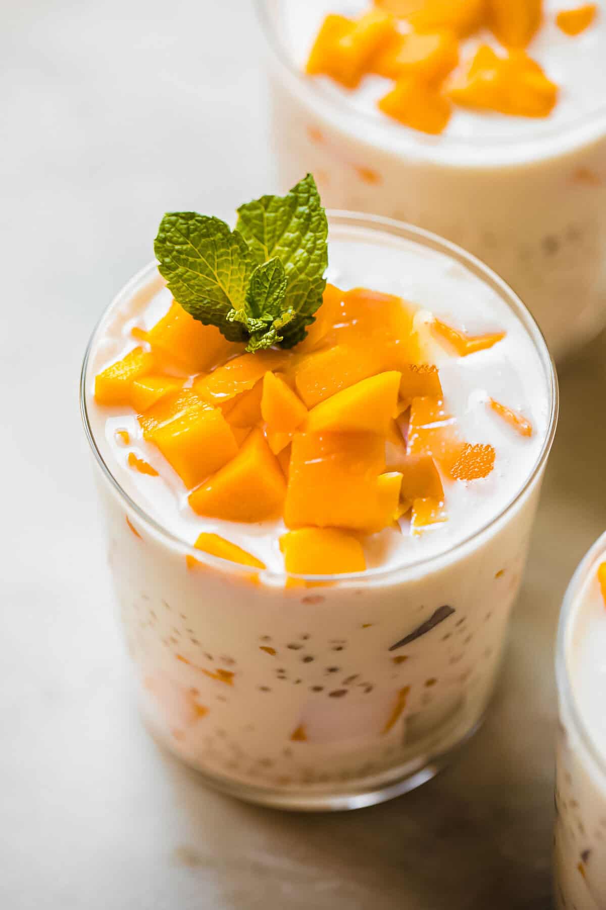 Easy Mango Bango: A Refreshing Tropical Sago Dessert